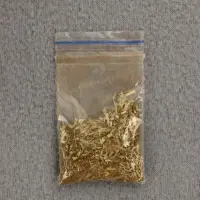 Когтеточка "Столбик" Lowcost ковролиновая с игрушкой,  35 х 35 х 85 см, микс цветов