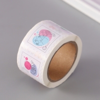 Наклейка бумага "Марки. Любовь" 3х3 см 200 шт в рулоне