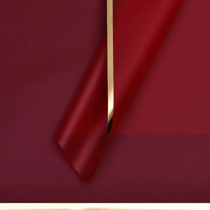 Пленка для цветов матовая, &laquo;С золотым тиснением&raquo;, 57&times;57 см, красная