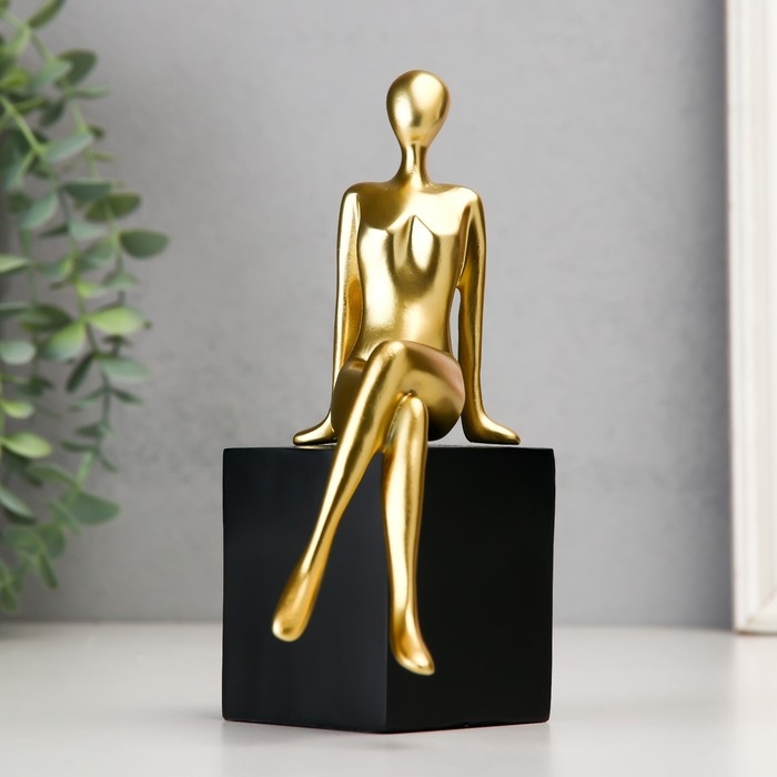 Держатель для книг "Девушка на кубе" золото 12х11,5х18 см