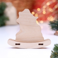 Новый год. Сувенир символ года качалка "Змейка с языком", 9,7 х 8,8 х 2 см