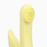 Прорезыватель силиконовый для зубов Крошка Я &laquo;Лебедь&raquo;, щеточка, на присоске, желтый