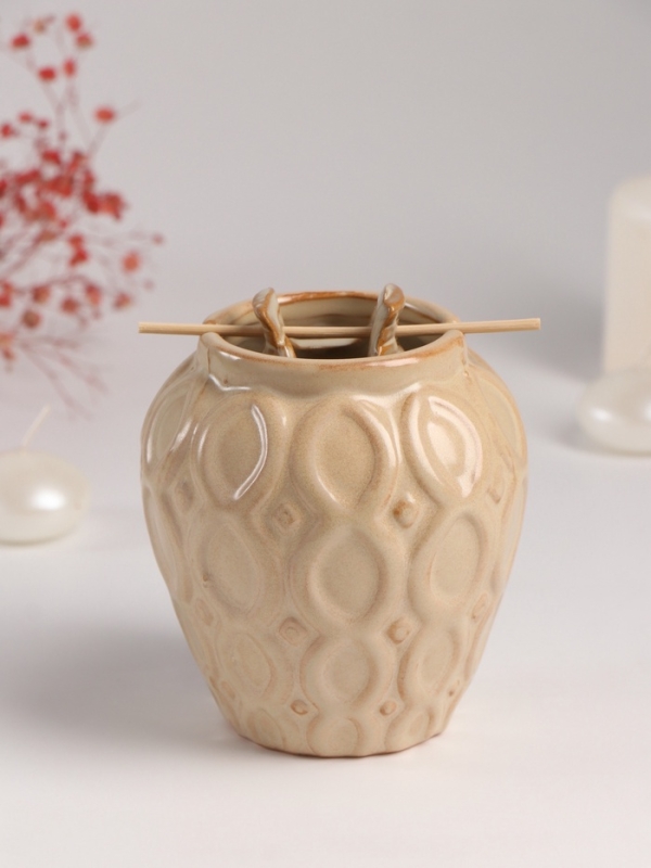 Аромалампа керамика "Кувшин" бежевая 9х9х11 см