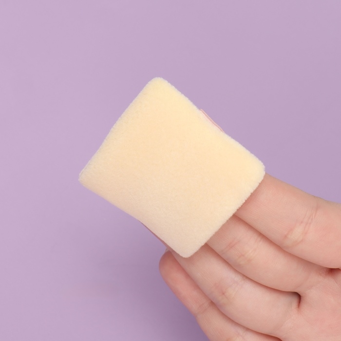 Пуховки для макияжа, набор - 4 шт, d = 5 см / 5,5 &times; 4,4 см, с держателем, цвет бежевый