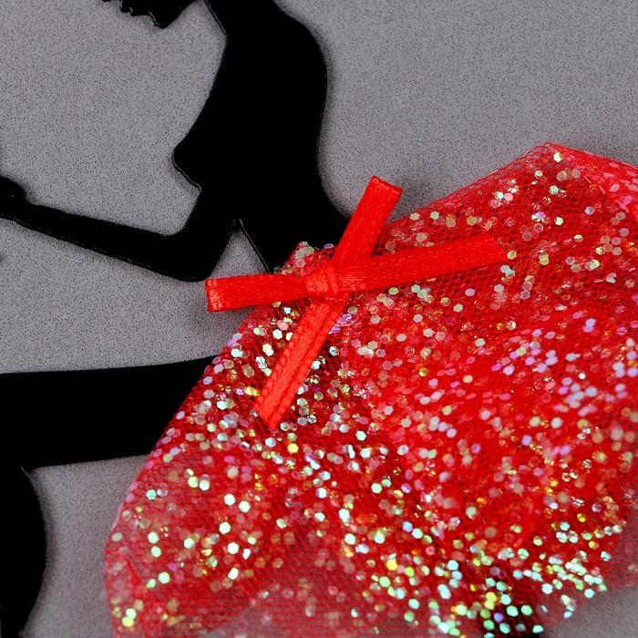 Топпер &laquo;Девушка&raquo; с бокалом