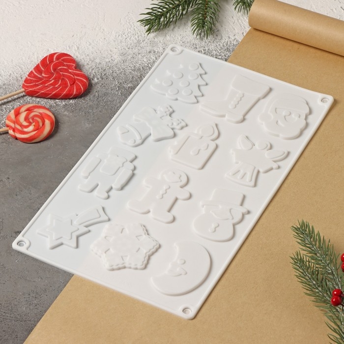 Форма для кондитерских украшений новогодняя Доляна &laquo;Новый год&raquo;, силикон, 29,3&times;17,3 см, 12 ячеек, цвет белый