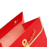 Пакет для цветов, ручка цепь, "Красный", с золотым тиснением, 15 х 10,5 х 10 см