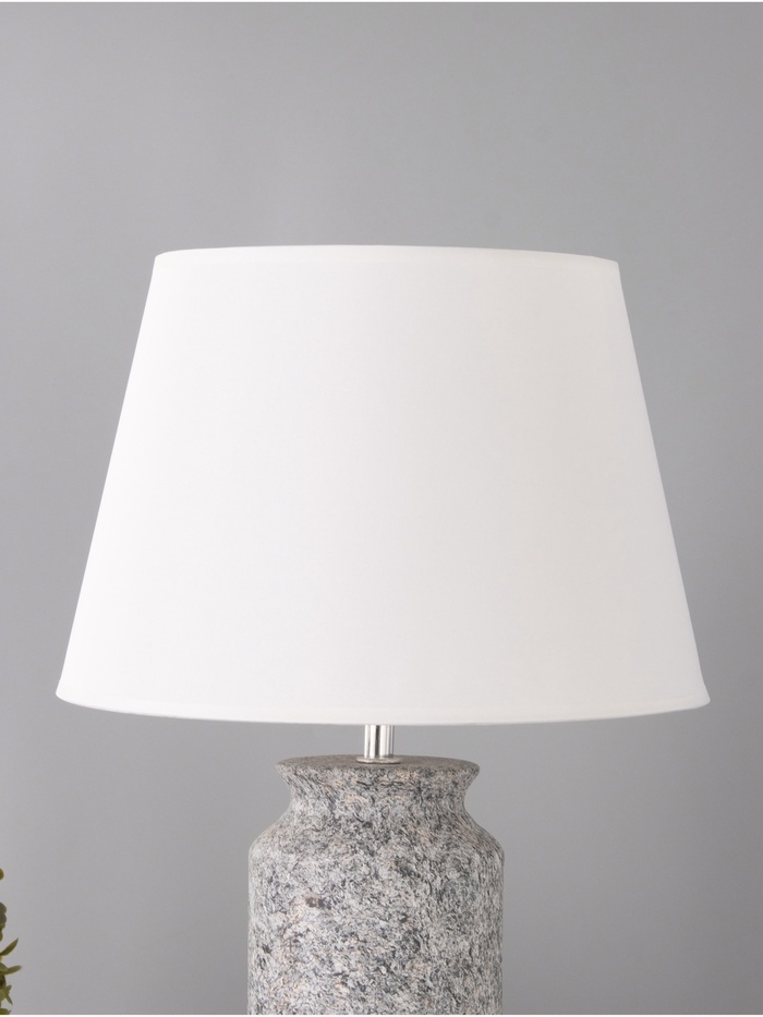 Настольная лампа "Хиро" 1х15Вт Е14 черный/белый 28х28х44см