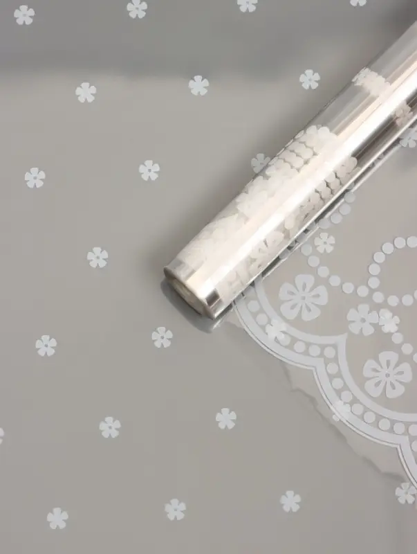 Пленка прозрачная с рисунком &laquo;Классикцветов&raquo; Белый 0.7&times;8.2&plusmn;5%м