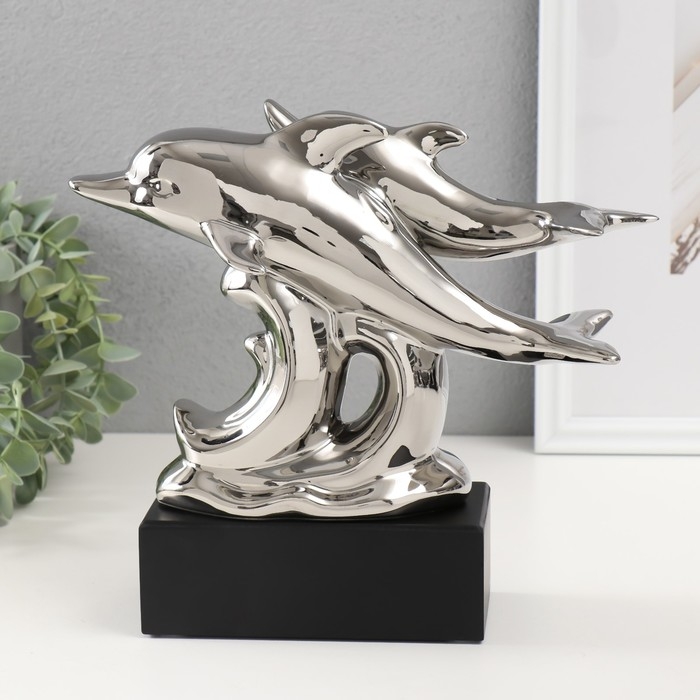 Сувенир керамика "Дельфины на волнах" серебро 7,3х22х23 см