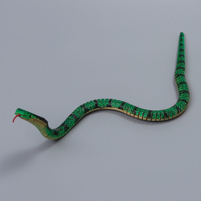 Новый год! Деревянная игрушка &laquo;Змея Кобра&raquo;, 60 &times; 2 &times; 2 см