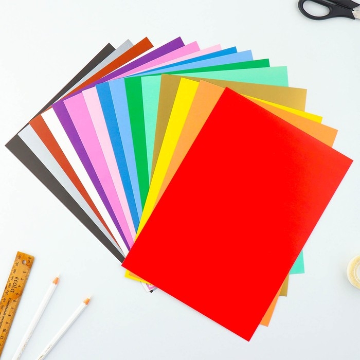 Картон цветной А4 мелованный односторонний 15 листов 15 цветов &laquo;1 сентября:Белочка&raquo; золото и серебро 220 г