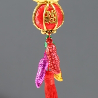 Подвеска пластик, текстиль "Красный денежный мешок с арахисом" 2,5х3,5х32 см