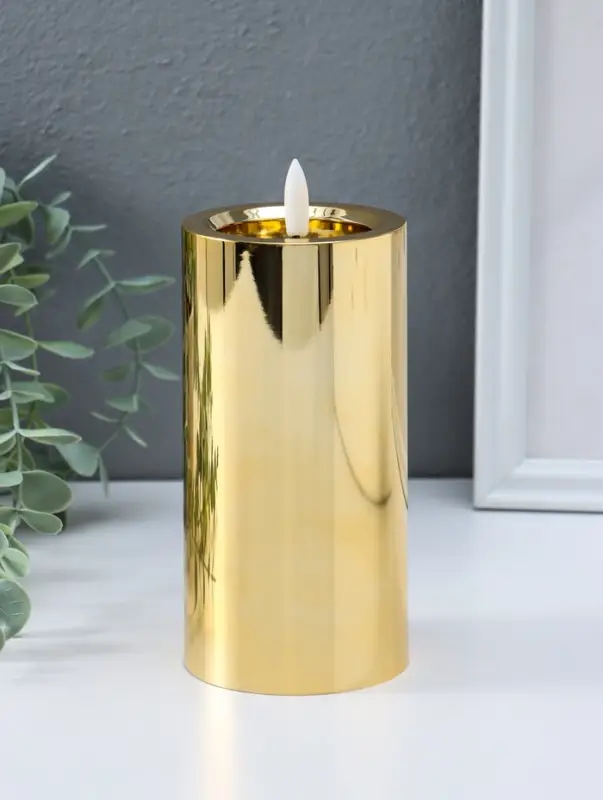 Светодиодная свеча LED "Столбик. Глянец" от батареек 3хАА, золото, мерцающая 7,5х7,5х12 см