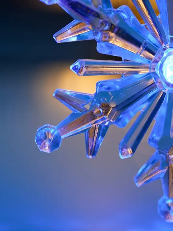 Подвеска светодиодная &laquo;Ледяная снежинка&raquo; 11 см, 1 LED, от батареек LR41&times;3, свечение RGB