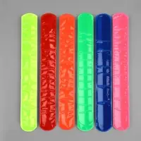 Светоотражающий слэп-браслет, самофиксирующийся, 22 &times; 3 см, цвет МИКС