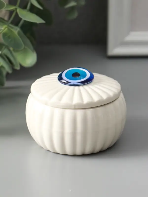 Шкатулка керамика "Глаз от сглаза" белая 7х7х5,3 см