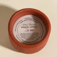 Свеча в вулканическом подсвечнике "Изгиб" персиковая 8,3х8,5х7 см