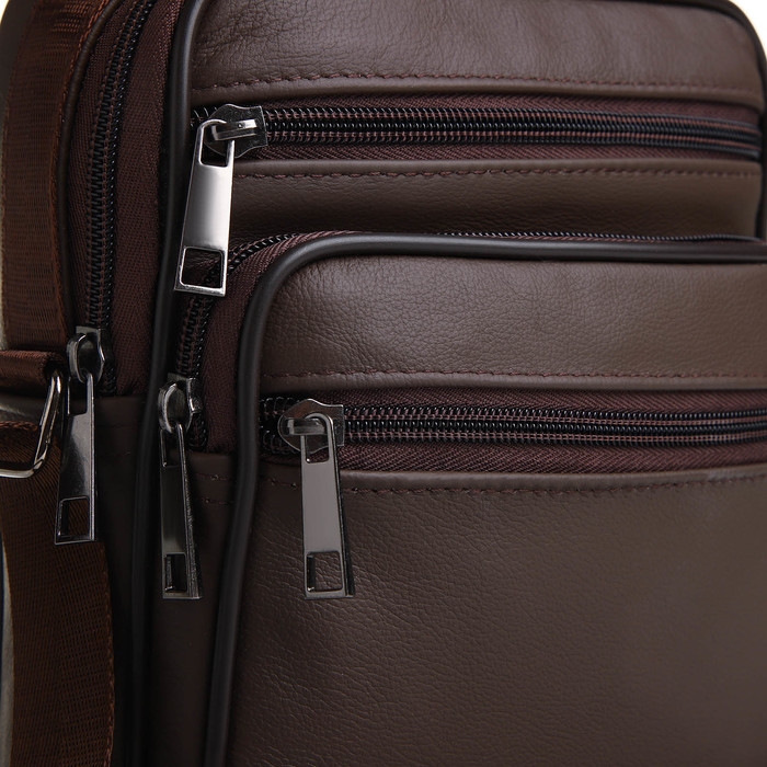 Сумка мужская на молниях, длинный ремень, цвет коричневый