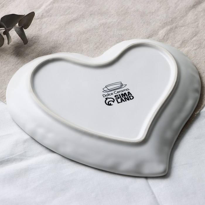 Тарелка керамическая &laquo;Летний день&raquo;, 19 х 18 см, цвет белый