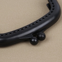 Фермуар пришивной, 9 &times; 5,5 см, цвет чёрный/антик