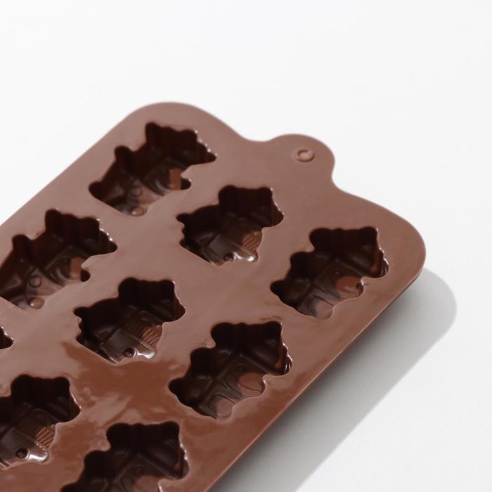 Форма для шоколада Доляна &laquo;Роботы&raquo;, силикон, 21&times;11&times;1,5 см, 12 ячеек