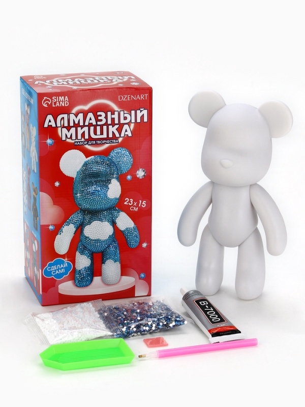 Алмазная мозаика на фигурке с полным заполнением &laquo;Медведь&raquo;, голубое небо с облаками