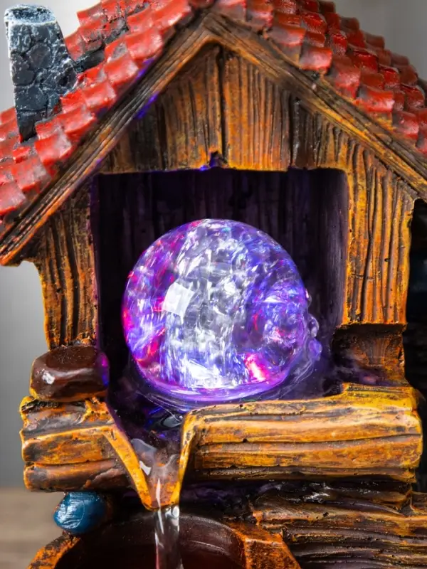 Фонтан "Домик под деревом" 32х15х13 см (с подсветкой)