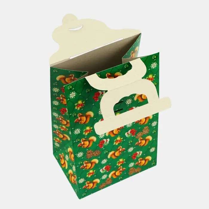 Подарочная коробка новогодняя Сумочка мини &laquo;Потерн праздничный грильяж&raquo; 140&times;100&times;223 см