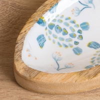 Блюдо в форме рыбки "Черепаха и цветы" дерево манго 25,5х10х2 см