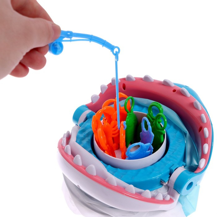 Настольная игра &laquo;Акула атакует&raquo;, удочки, кубик