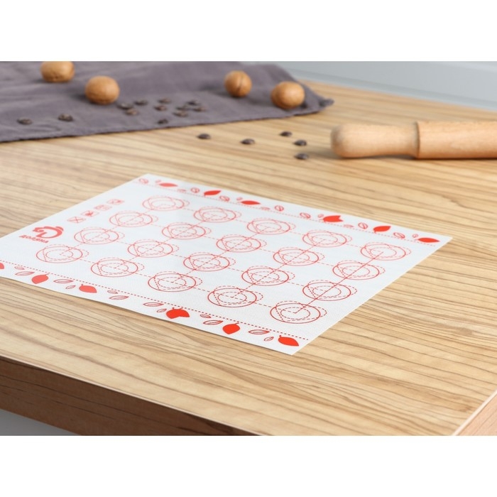 Армированный коврик для выпечки макаронс Доляна &laquo;Макарон&raquo;, силикон, 29,3&times;26 см