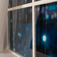 Гирлянда &laquo;Занавес&raquo; 2 &times; 2 м роса, IP20, серебристая нить, 300 LED, свечение мульти, 12 В