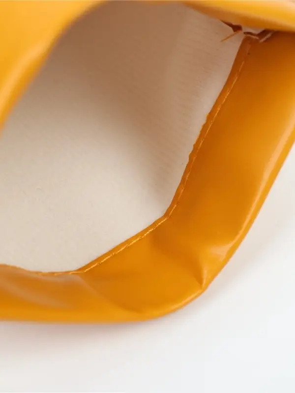 Гифтбокс в виде сумочки "8 марта"