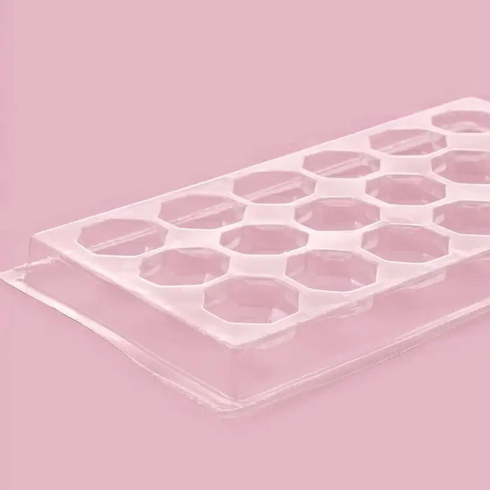 Форма для шоколада и конфет &laquo;Бриллиант&raquo;, 18 ячеек, 22&times;11 см, прозрачная