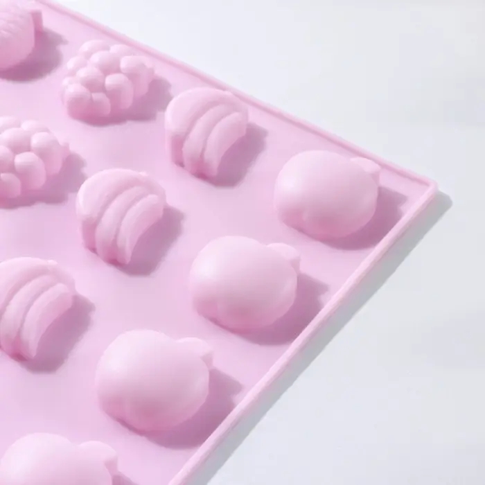 Форма для мармелада Доляна &laquo;Фруктовый рай&raquo;, 22,5&times;23,5&times;1,5 см, 25 ячеек, цвет розовый