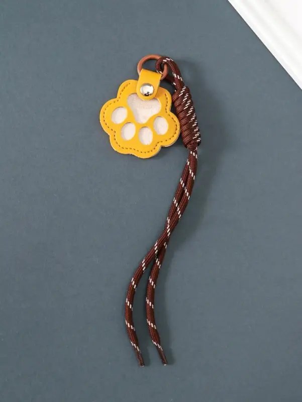 Брелок на карабине кожзам, текстиль "Лапка" с узлом 22х6,2х1,5 см