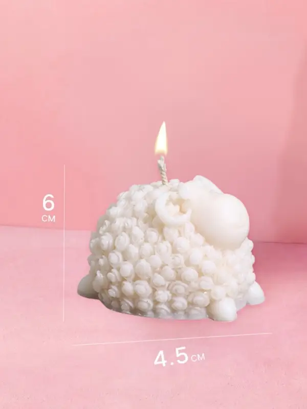 Свеча Свеча "Барашек" 4х4,5х6 см, соевый воск