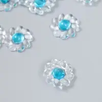 Декор для творчества пластик "Цветок с цветной серединкой" прозрачно-голубой 0,8х2,4х2,4 см   912946