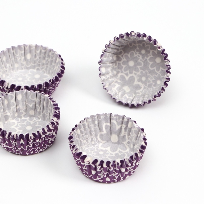 Форма для выпечки "Цветочки" фиолетовая, 3,5 х 2 см набор 300шт 7011033