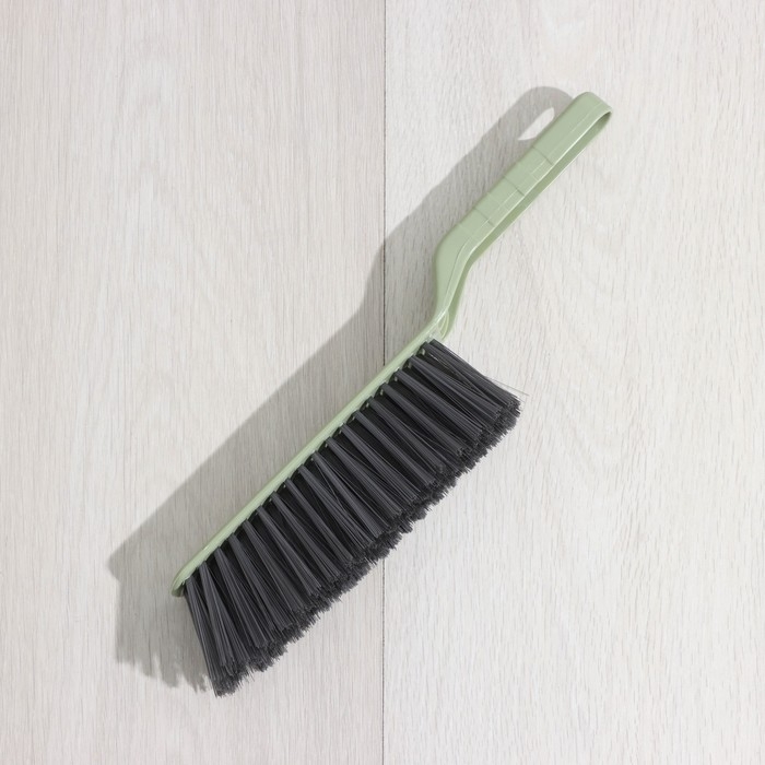 Щётка-смётка пластиковая Доляна, рабочая часть 18 см, 31&times;3,5 см, цвет МИКС