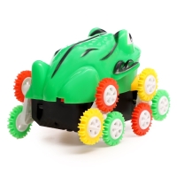 Машинка-перевёртыш &laquo;Лягушка&raquo;, работает от батареек, цвет зеленый