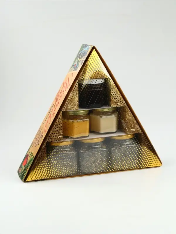 Подарочный набор новогодний &laquo;Советский&raquo; варенье с шишками, крем-мед 2 шт, чай в банке 3 шт   1087734