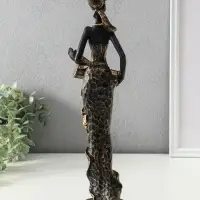 Сувенир полистоун "Африканка в косынке с цветами и барабаном" чёрный 8,5х8,5х39 см