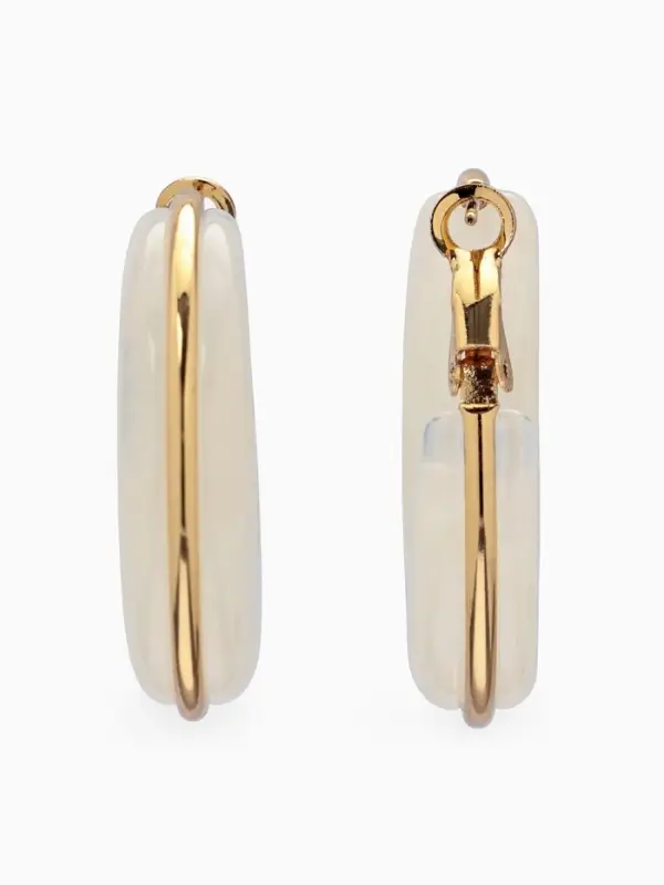 Серьги-кольца акрил "Тренд", цвет молочный в золоте