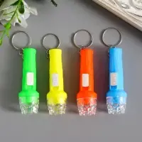 Фонарик брелок для ключей на кольце &laquo;Фигурный край&raquo;, горит, 6.7&times;2&times;2 см, МИКС
