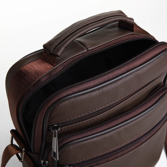 Сумка мужская на молниях, длинный ремень, цвет коричневый