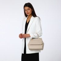 Сумка женская на магните TEXTURA, маленький размер, цвет молочный