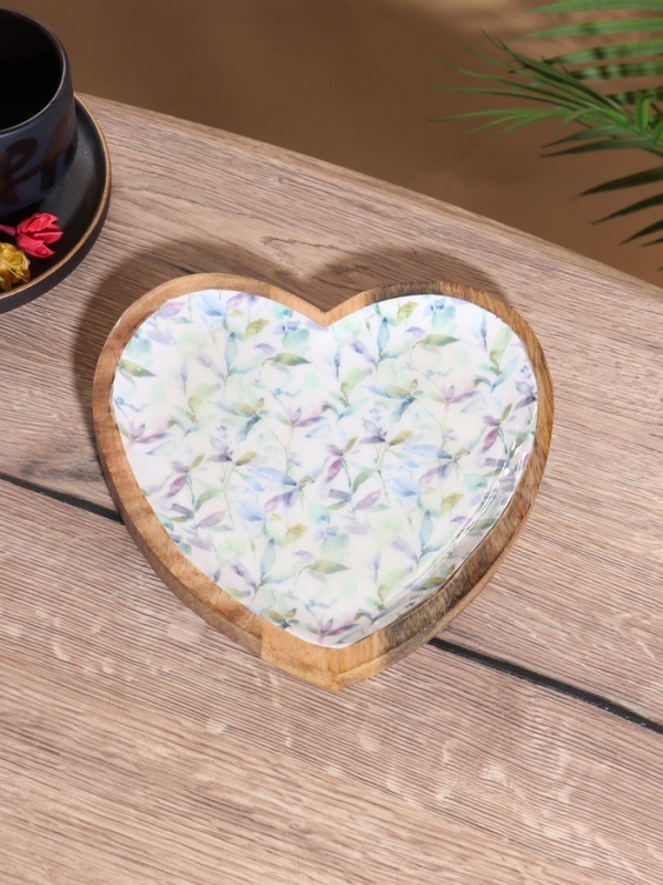 Блюдо в форме сердца &laquo;Оттенки сирени&raquo;, дерево манго, 20.5&times;20&times;2.3 см