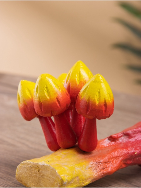 Сувенир "Коряга с грибочками" дерево Камал, 20х10х10 см, цв. красно-желтый